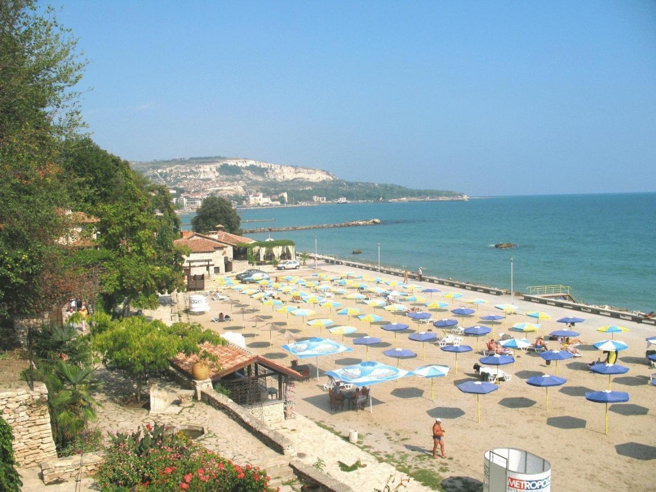 Lotos Hotel Μπαλτσίκ Εξωτερικό φωτογραφία