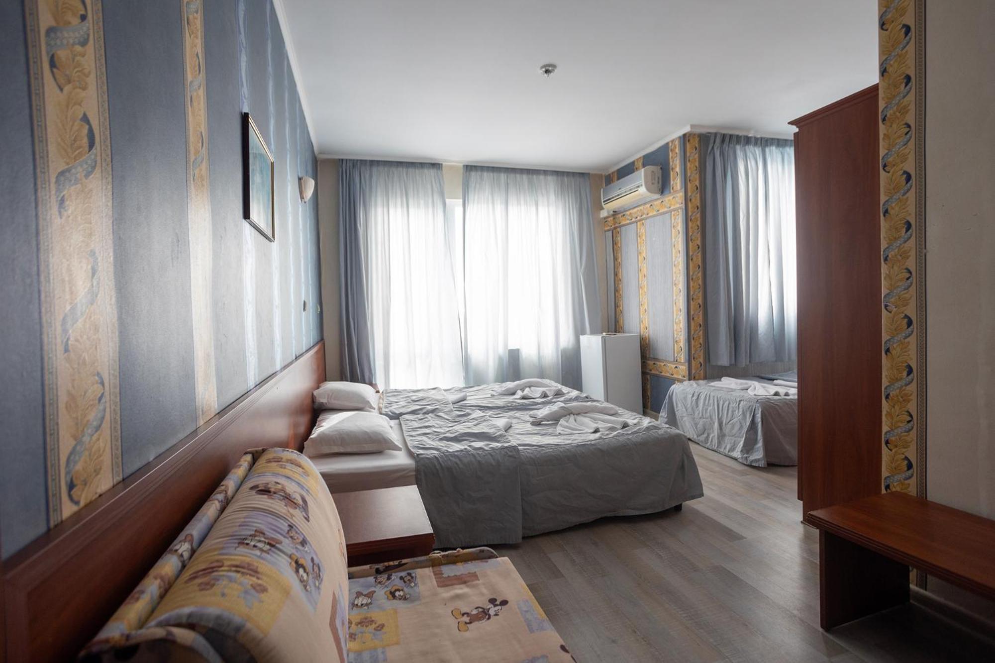 Lotos Hotel Μπαλτσίκ Εξωτερικό φωτογραφία