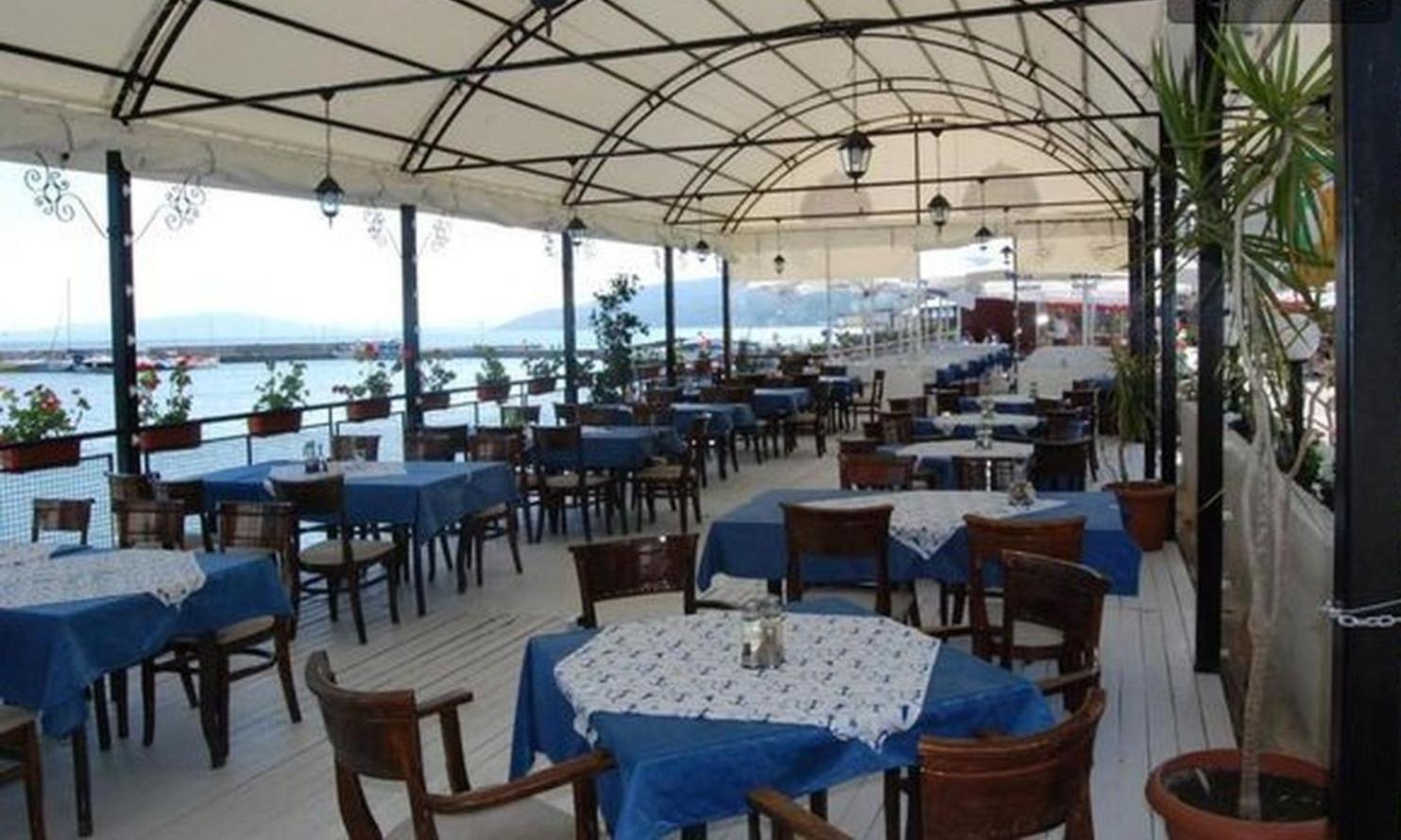 Lotos Hotel Μπαλτσίκ Εξωτερικό φωτογραφία