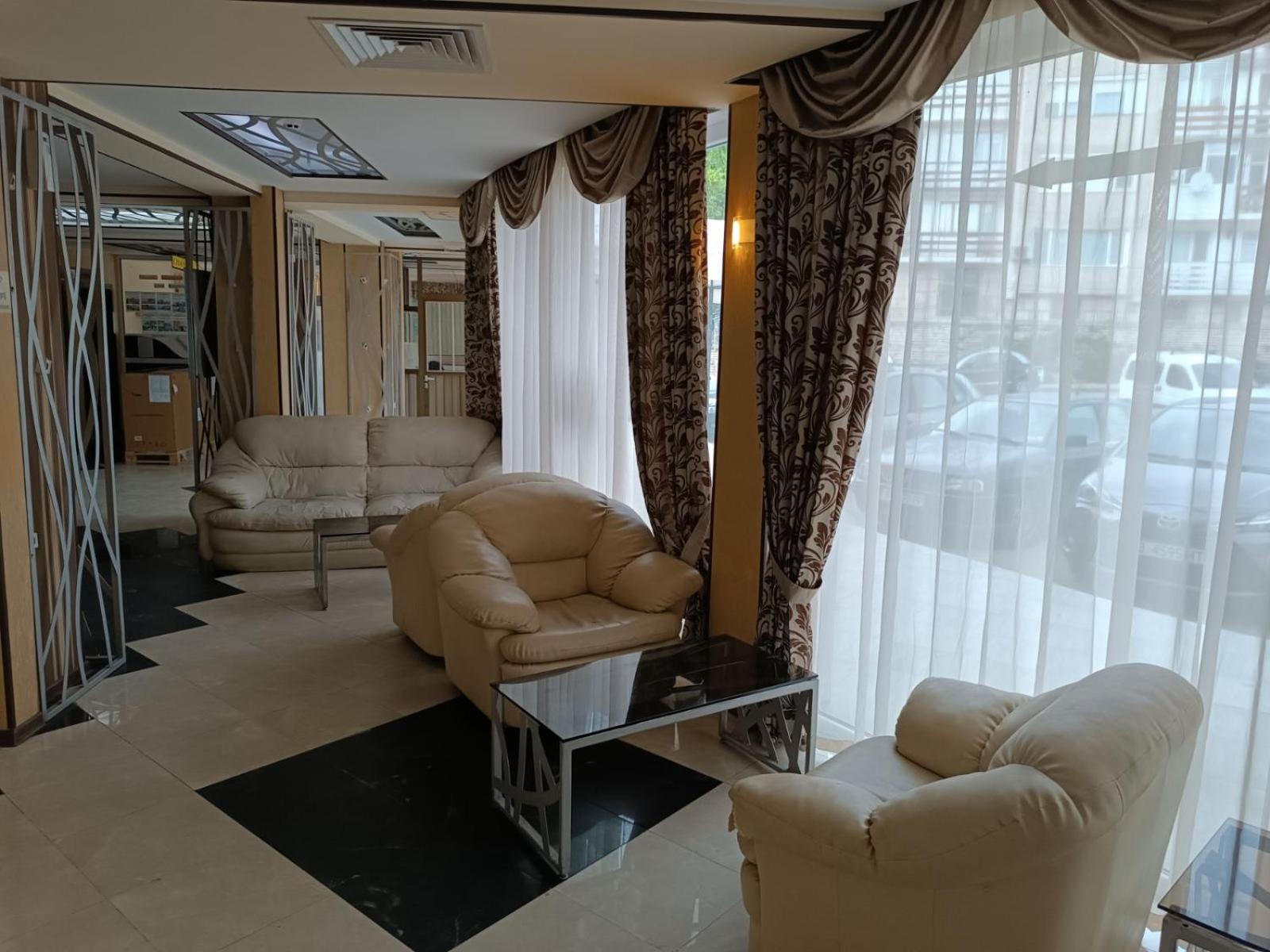 Lotos Hotel Μπαλτσίκ Εξωτερικό φωτογραφία