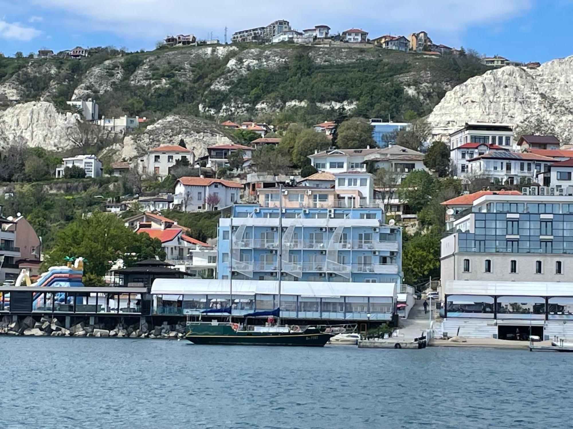 Lotos Hotel Μπαλτσίκ Εξωτερικό φωτογραφία