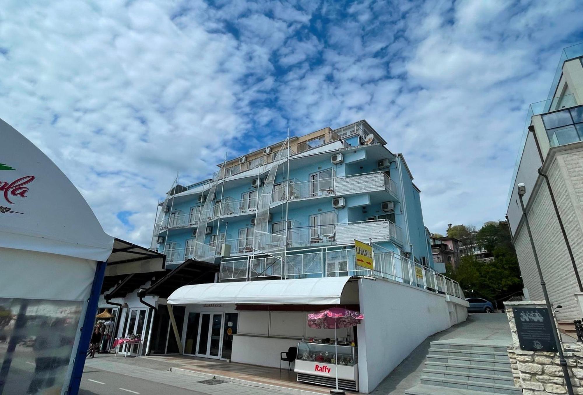 Lotos Hotel Μπαλτσίκ Εξωτερικό φωτογραφία