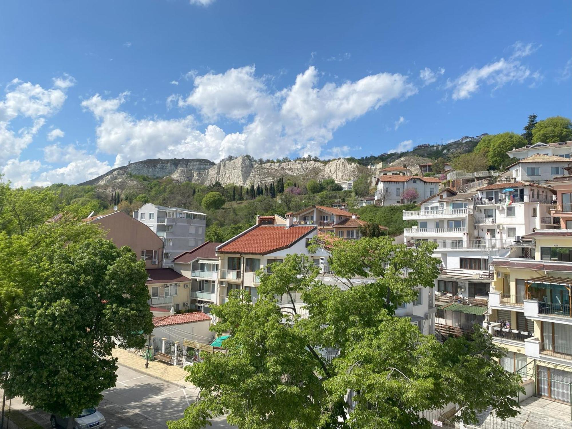 Lotos Hotel Μπαλτσίκ Εξωτερικό φωτογραφία