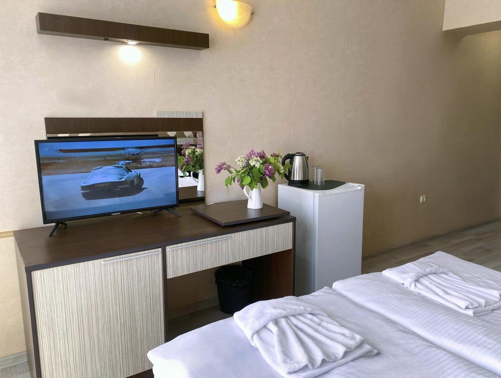 Lotos Hotel Μπαλτσίκ Εξωτερικό φωτογραφία